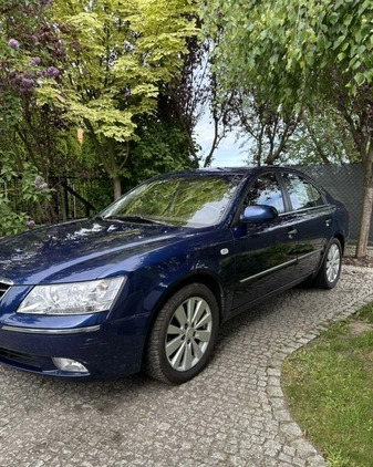 Hyundai Sonata cena 11500 przebieg: 247000, rok produkcji 2009 z Wągrowiec małe 154